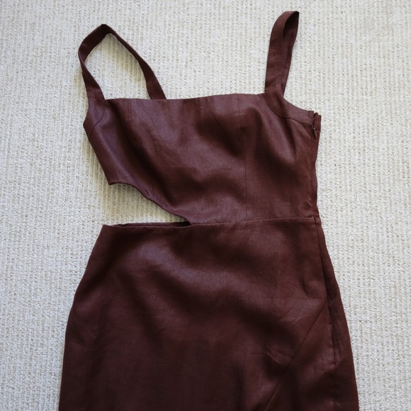 Reformation Satori Linen Midi Dress - Picture 6 of 10